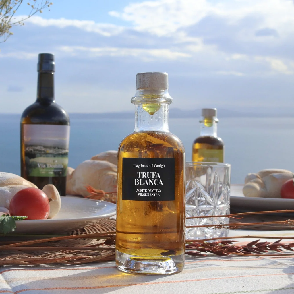 White Truffle Infused Extra Virgin Olive Oil – 250ml / 8.45 fl oz – Llàgrimes del Canigó
